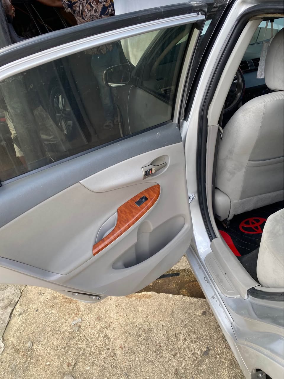 A picture of Toyota Corolla 2010 America spec