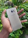 A picture of Samsung s7 edge plus