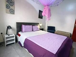 A picture of Apartment furniture on quick sale