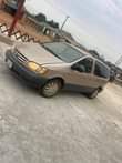 A picture of 2000 Toyota Siena