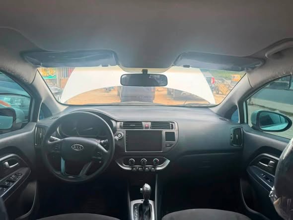 A picture of Kia Rio 2013