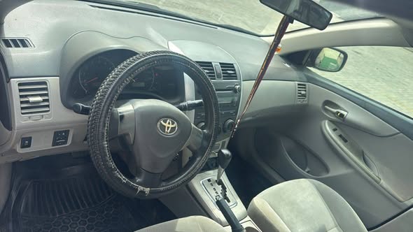 A picture of TOYOTA 2012 Engine gear ac is working perfectly fine buy