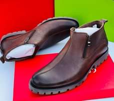 A picture of Tshs 120 000 whatsappcall 0715744451 Free delivery dar mikoani tunatuma