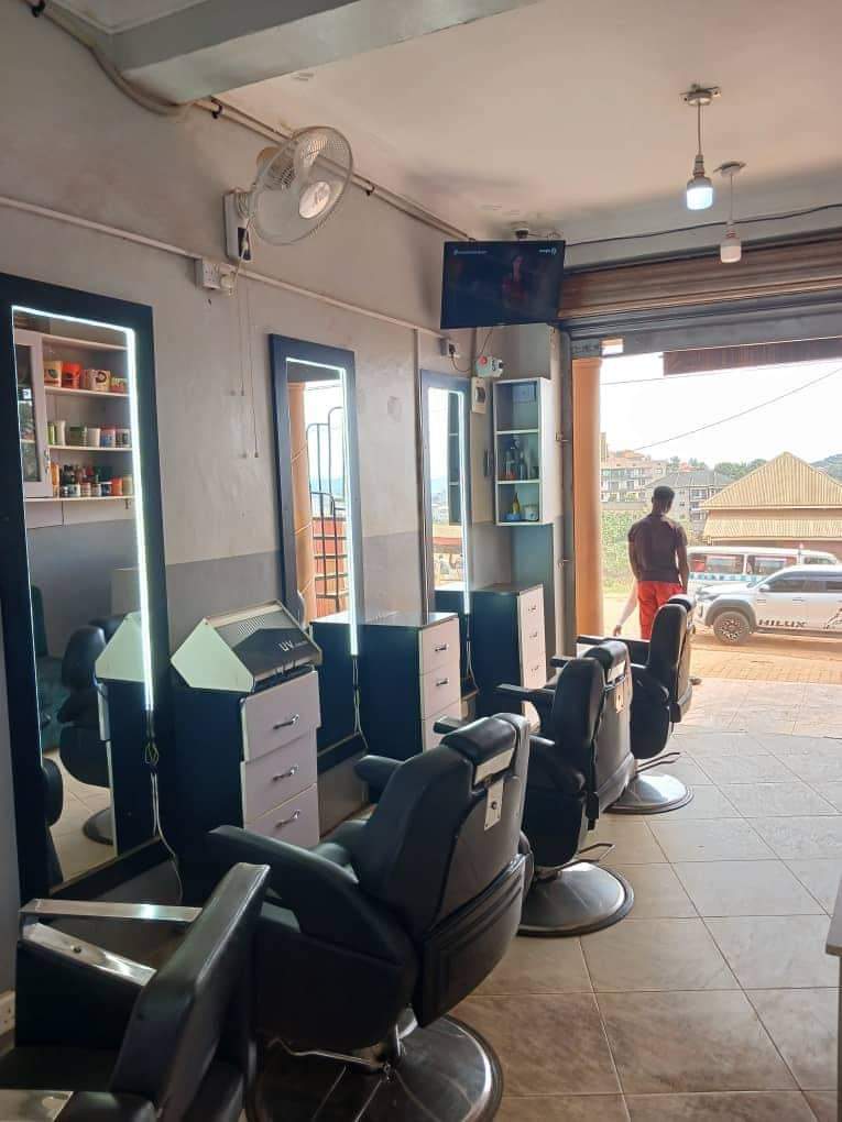 A picture of Saloon equipments on clearance sale