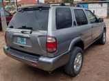 A picture of 2001 Nissan Pathfinder
