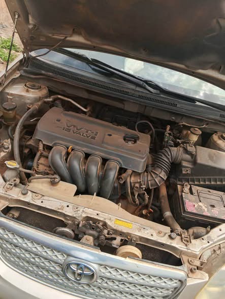 A picture of Toyota corolla 2005