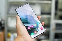 A picture of Samsung S21 ultra