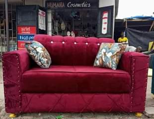 A picture of 0621787691 Sofa mpya za kisasa 160000 usafir bure ndani ya