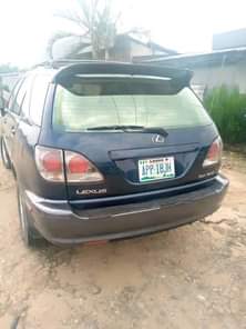 A picture of Come carry this Swee car oh As Edey Hot Rx
