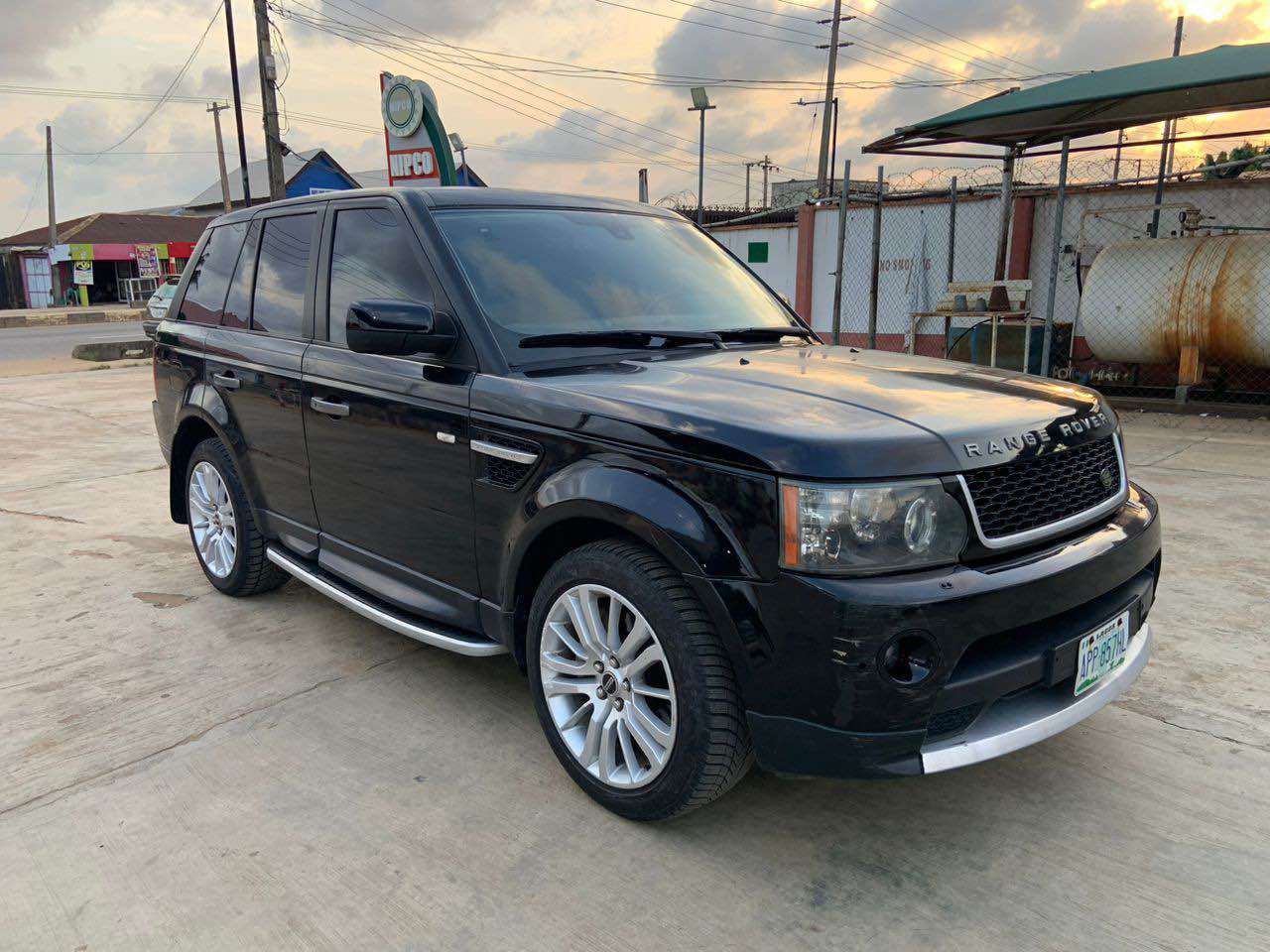 A picture of Land Rover
