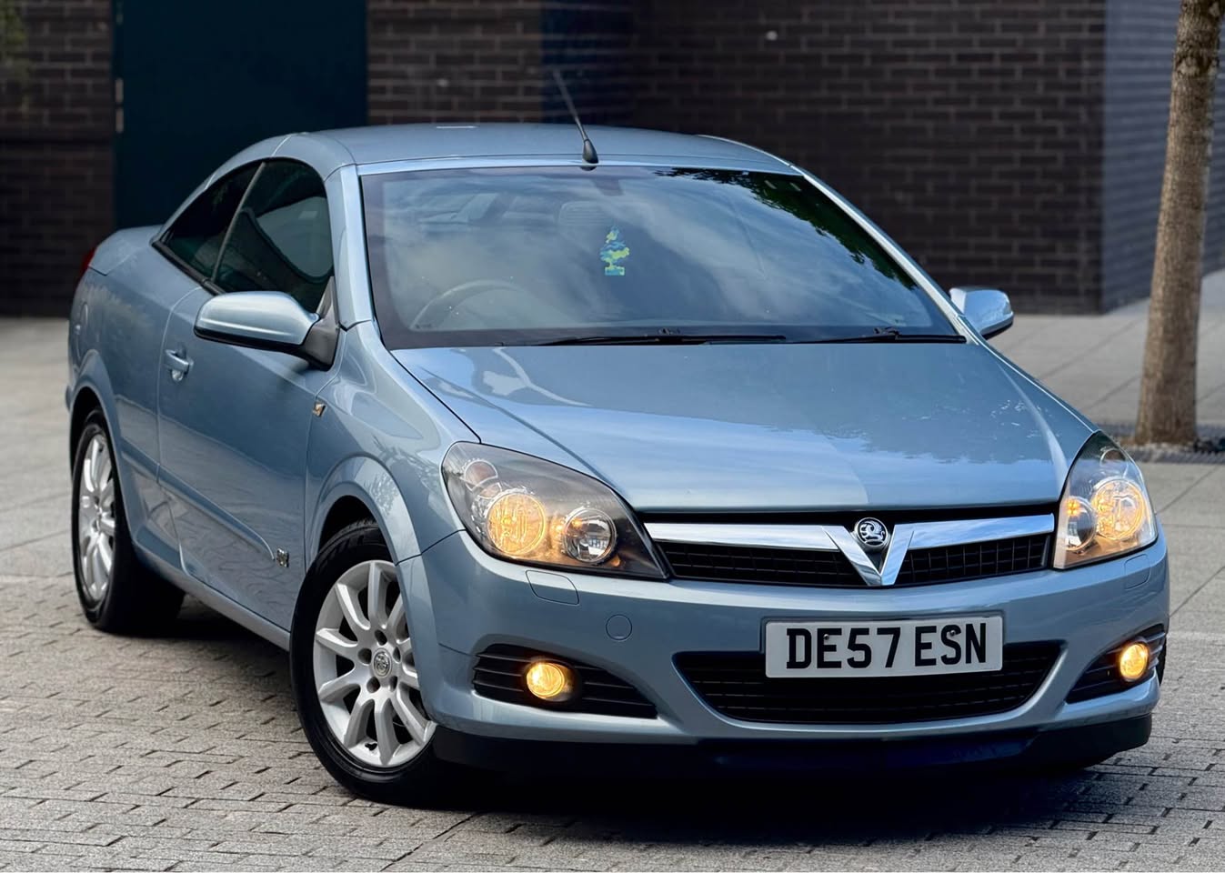 vauxhall astra