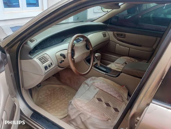 A picture of Toyota Avalon Dashboard