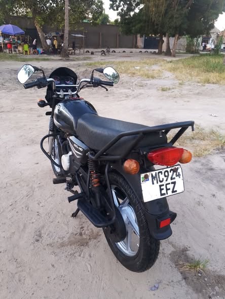 A picture of Boxer Bm cc125
