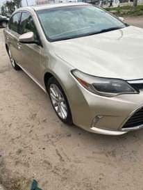 A picture of Toyota Avalon
