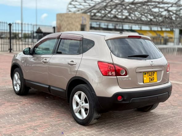 A picture of NISSAN DUALIS 8 7MIL 0655 422 289