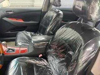 A picture of Lexus ES350