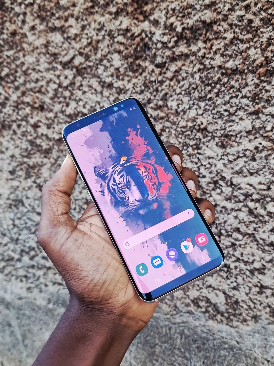 A picture of Samsung S8