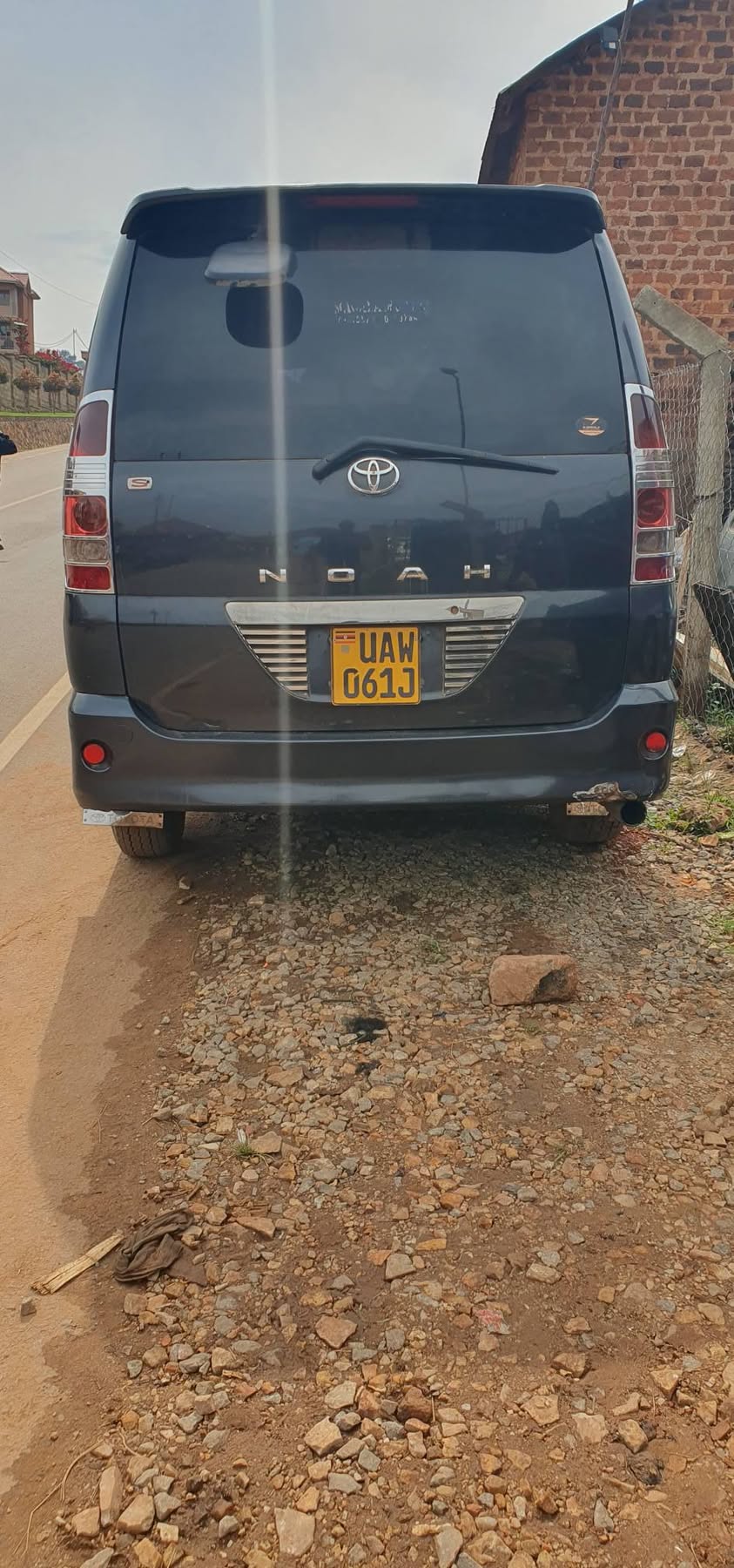 A picture of Toyota Noah