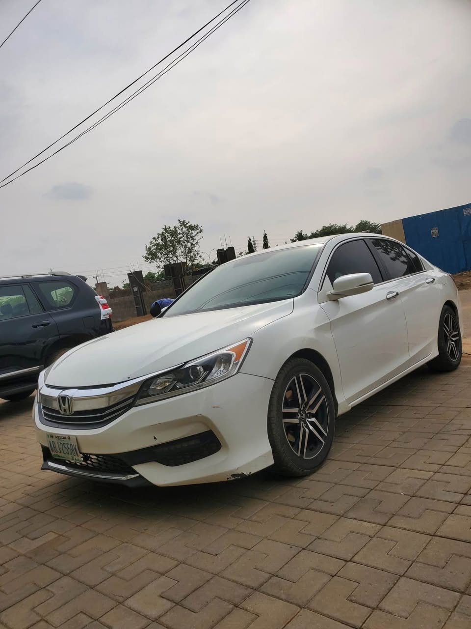 A picture of Honda Accord 2014 Model 4 plugs Thumb start Going for