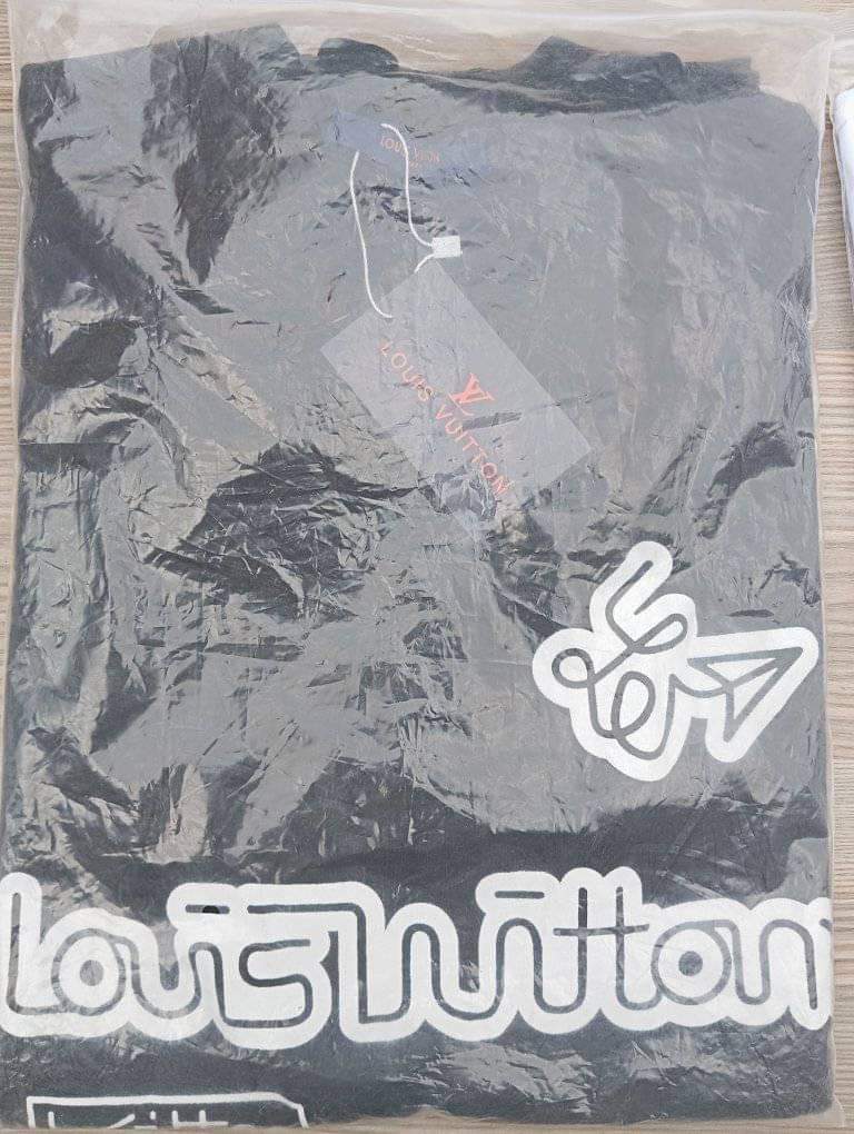 A picture of T Shirt