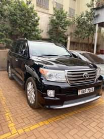 A picture of TOYOTA Land Cruiser ZX 2017 MODEL