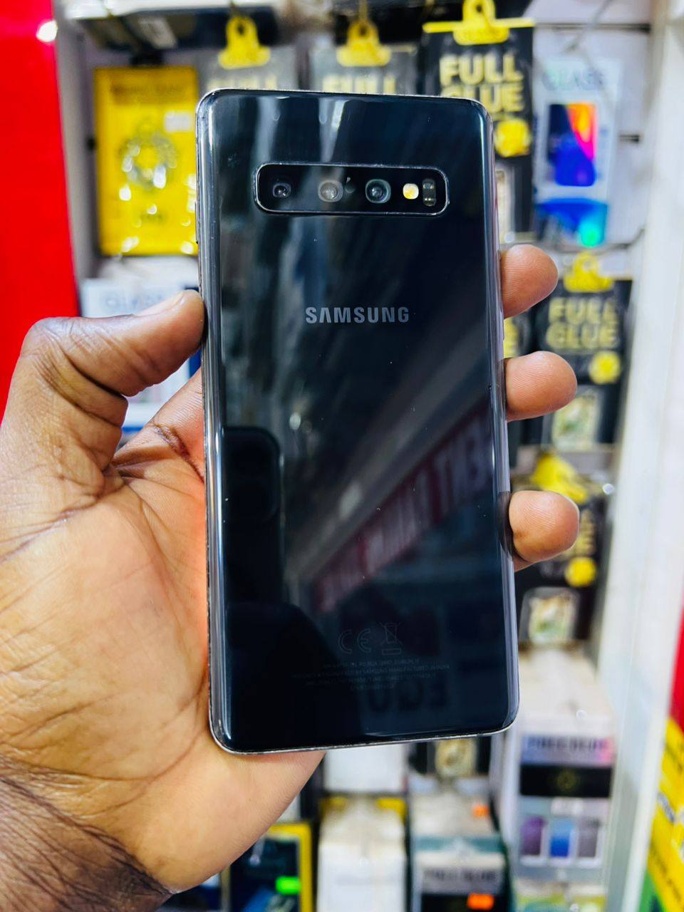 A picture of SAMSUNG GALAXY S10 128GB. 8GB RAM