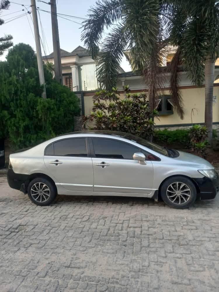 A picture of WhatsApp number 09066819536
