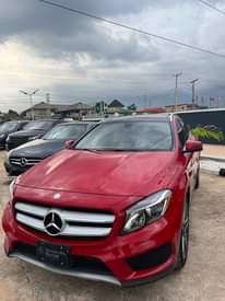 A picture of MERCEDES BENZ GLA