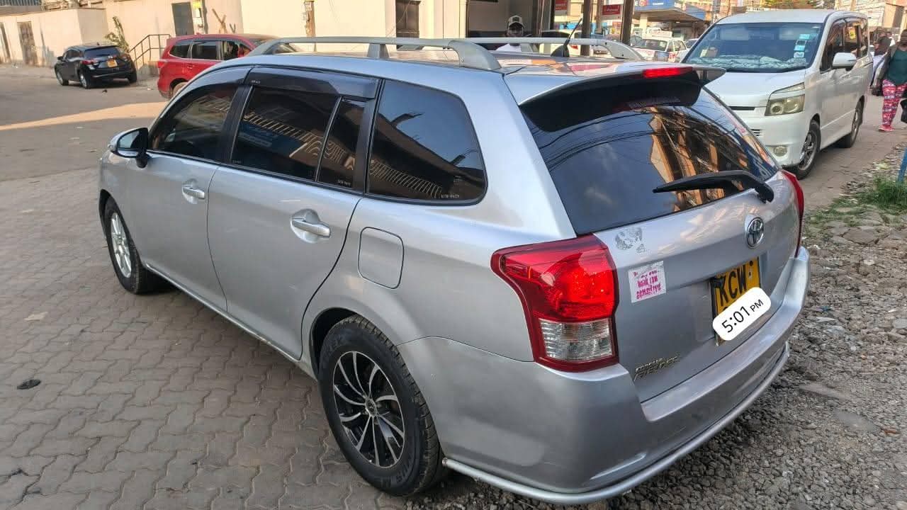 A picture of 2018 Toyota corolla fielder