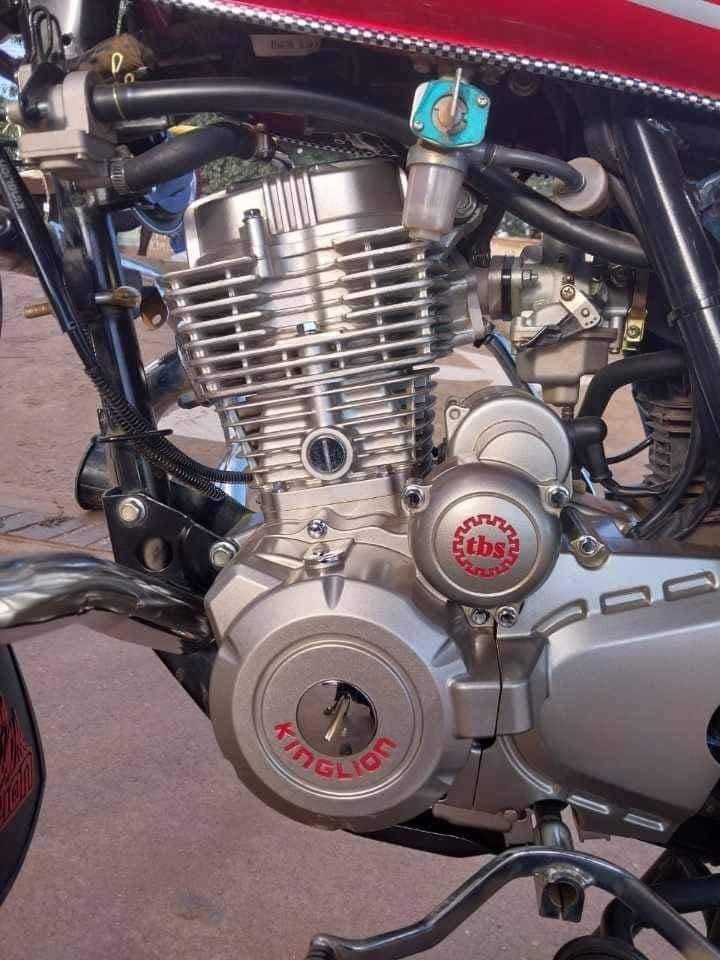Elite B.