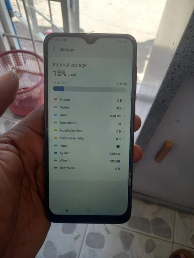 A picture of Samsung A30s inauzwa Storage Gb128 Ram Gb 4 Battery 5000