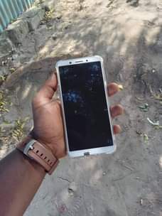 A picture of oppo A83 Gb 128