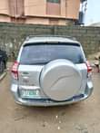 A picture of URGENT SALE Baked Reg 07 Toyota RAV4 fabrics v4 engine
