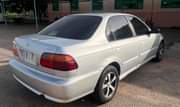A picture of Honda Civic 2000