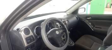 A picture of Toyota matrix 04