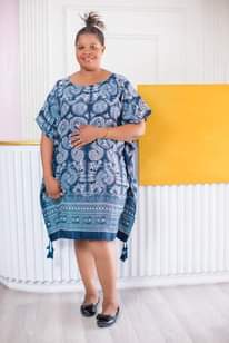 A picture of 10 000 Gauni Tupigie au WhatsApp 0767555005 Rejareja na Jumla