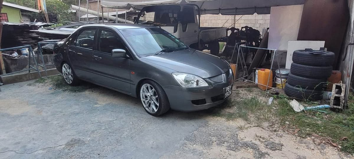 mitsubishi lancer