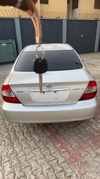 A picture of Toyota Camry LE 2004