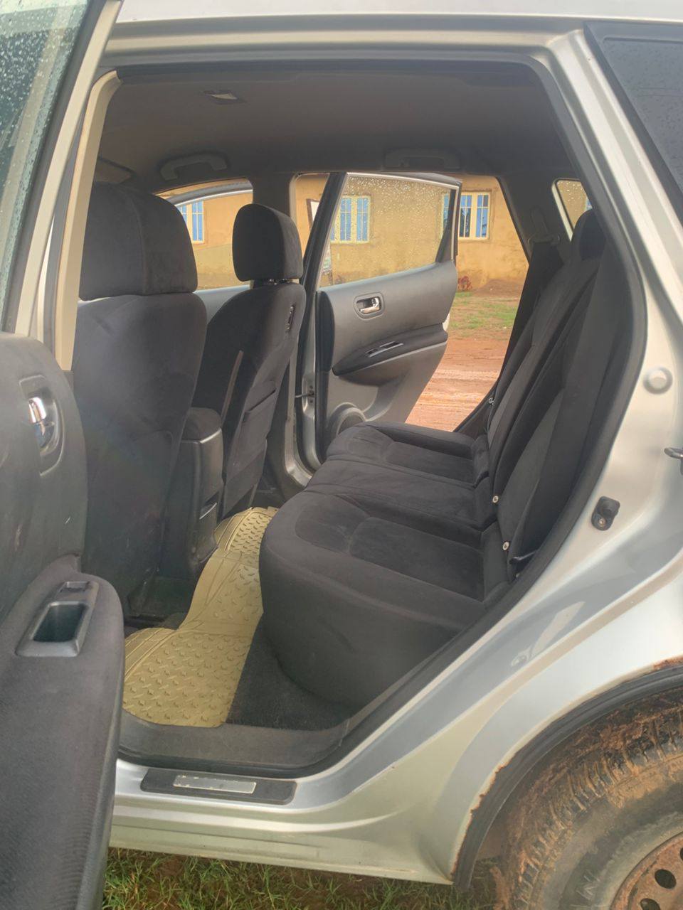 A picture of Nissan rogue 2009 First body Engine untouched Gear untouched Ac