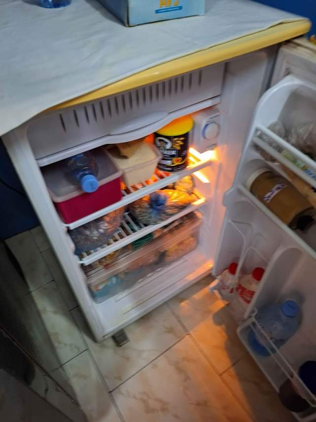 A picture of Used Fridge