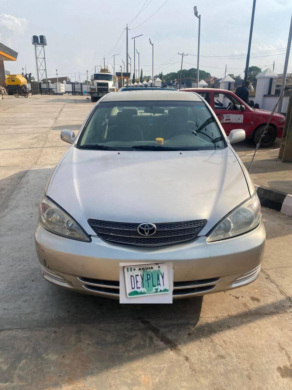 A picture of Toyota Camry 2004 FIRST BODY