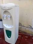 A picture of Water dispenser maji Moto na baridi chini friji 100000 tuh