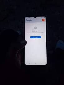 A picture of Samsung F 13