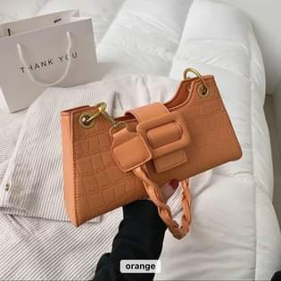 A picture of Retro Shoulder bags