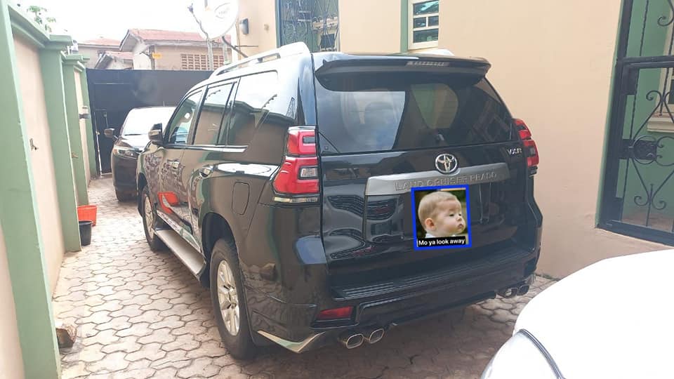 A picture of Toyota Prado 2019 model everything working perfect nothing to fix