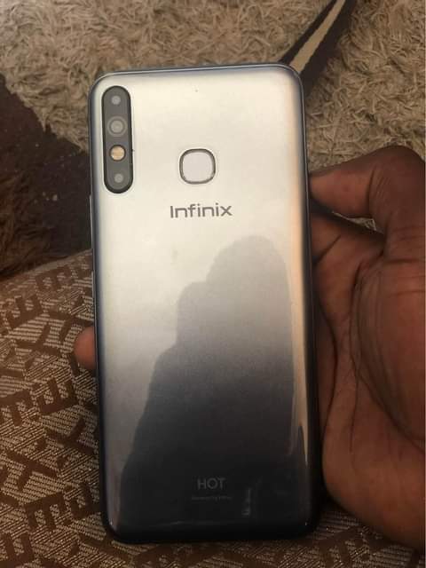 A picture of INFINIX HOT 8