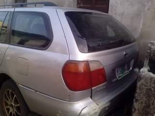 A picture of 2000 Nissan Primera Se