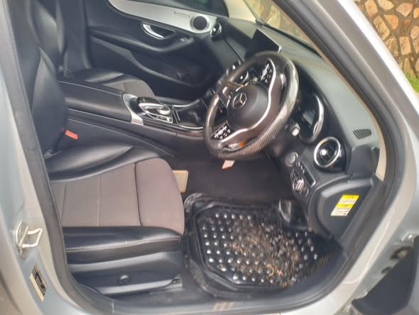 A picture of Subaru Forester model 2014