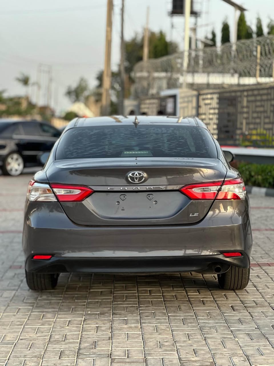 A picture of TOYOTA CAMRY 2020