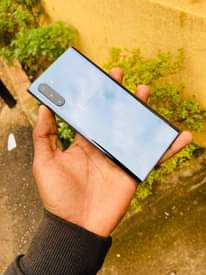 A picture of SAMSUNG GALAXY NOTE 10